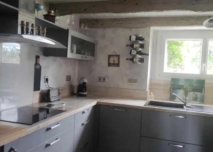 Maison A La Campagne Sauveterre-de-Guyenne